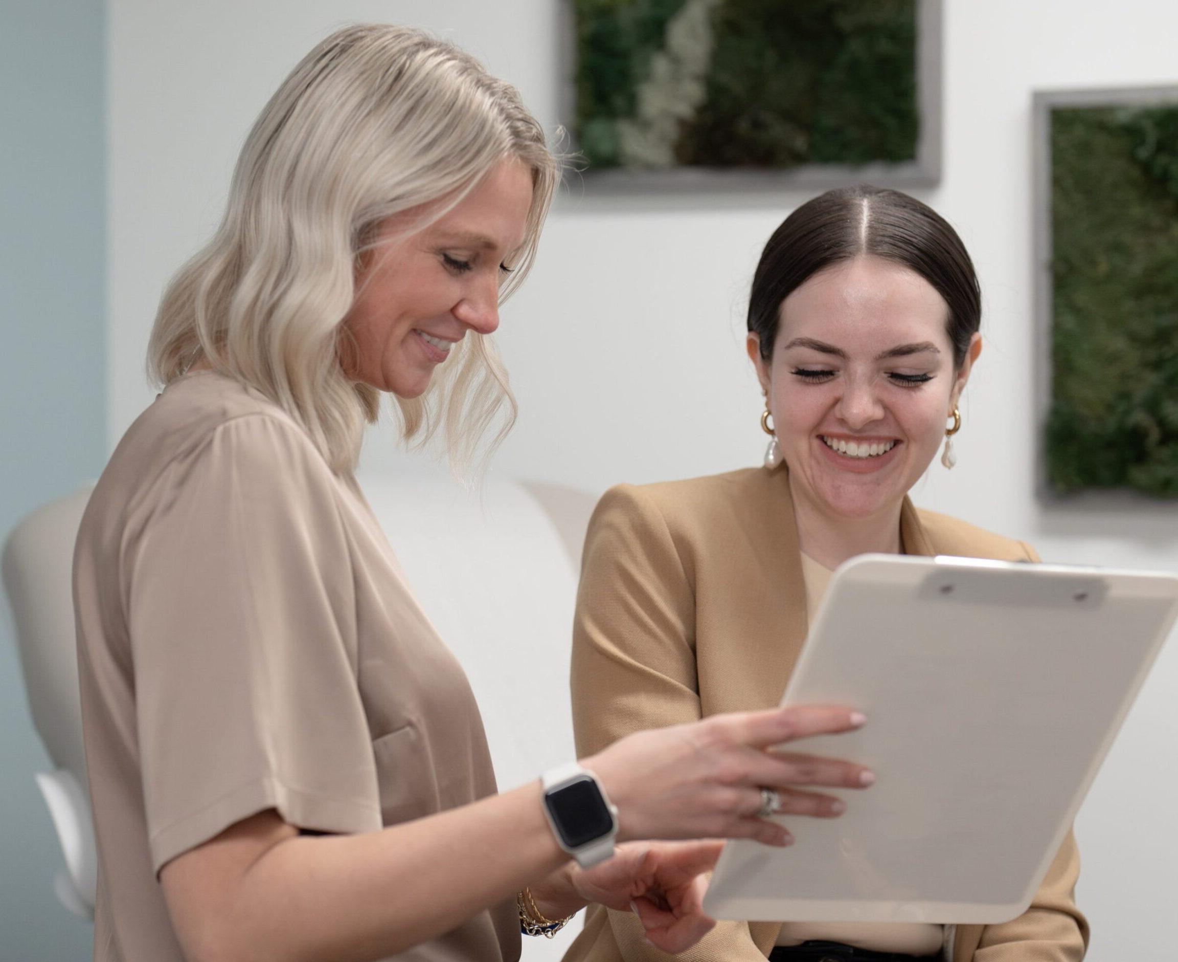 A registered dietitian discussing semaglutide with a patient